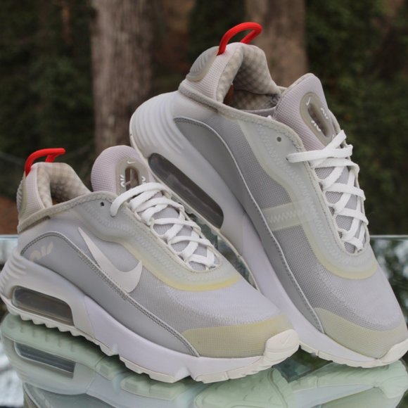 Nike Air Max 2090 Light Smoke Grey Women’s Size 7 - Picture 3 of 15